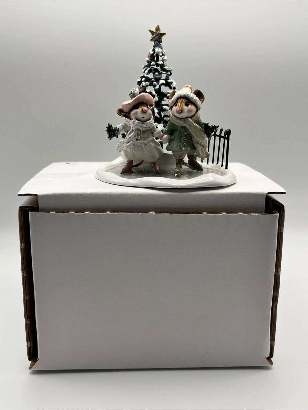 2004 LTD-8 Wee Forest Folk Skating Winter